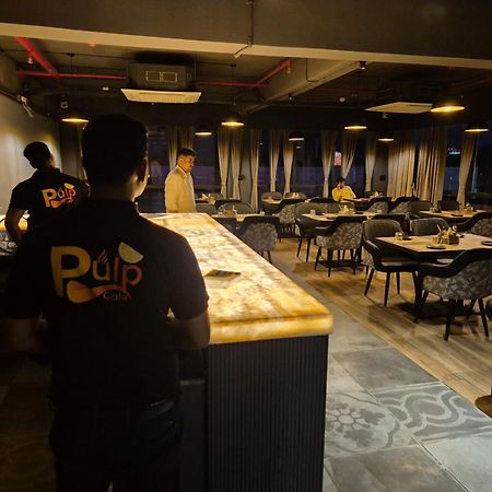Hotel Orange Bhubaneswar Esterno foto