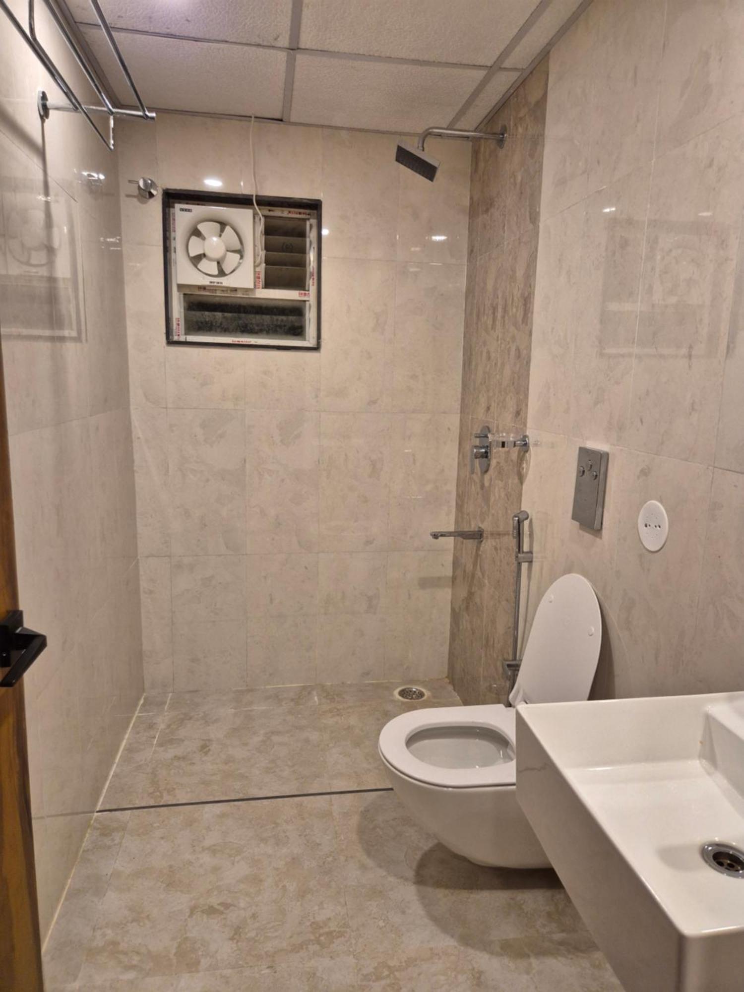 Hotel Orange Bhubaneswar Esterno foto
