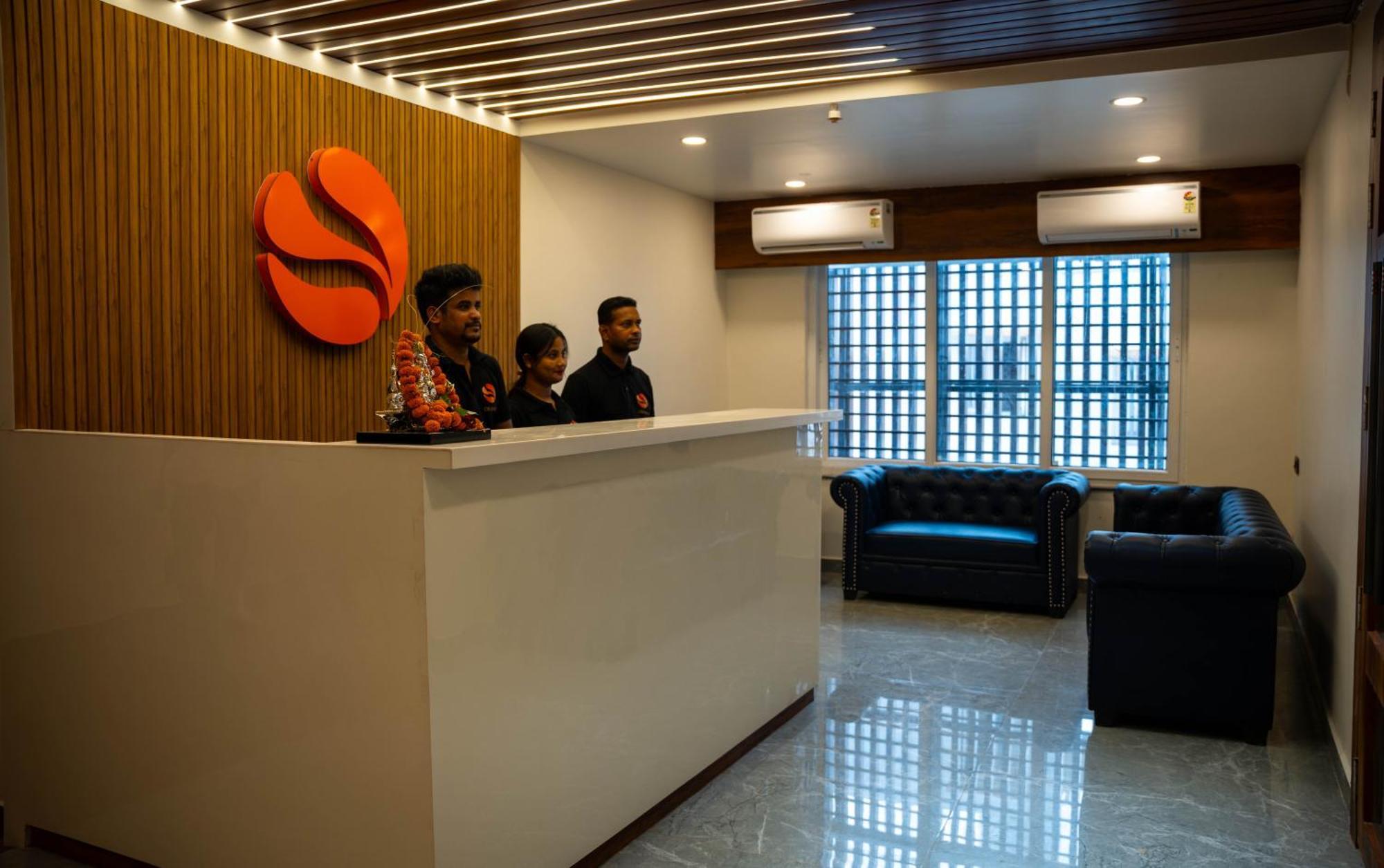 Hotel Orange Bhubaneswar Esterno foto