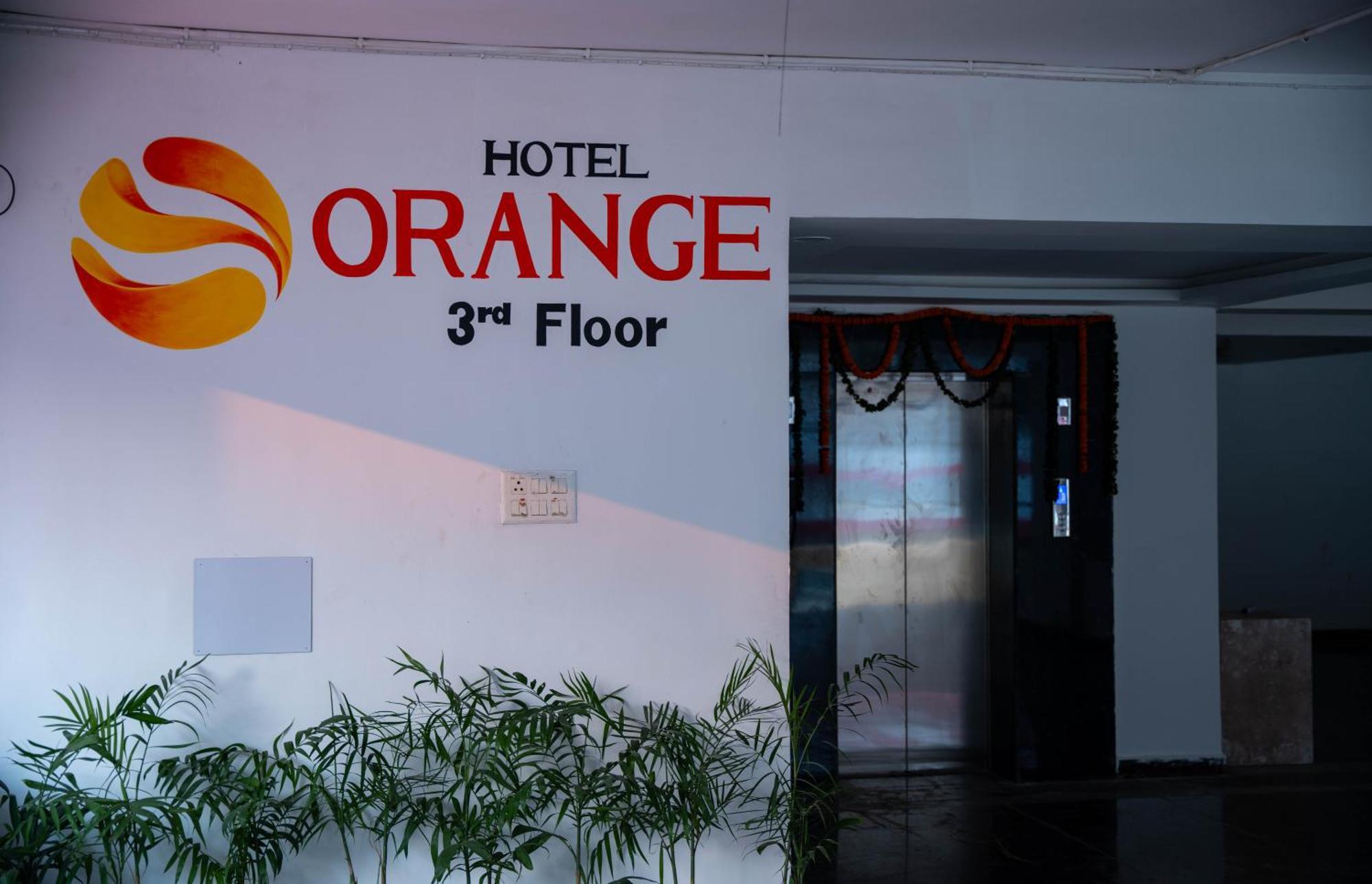 Hotel Orange Bhubaneswar Esterno foto