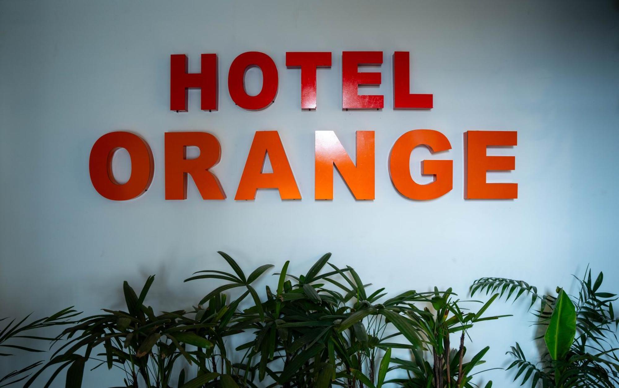 Hotel Orange Bhubaneswar Esterno foto