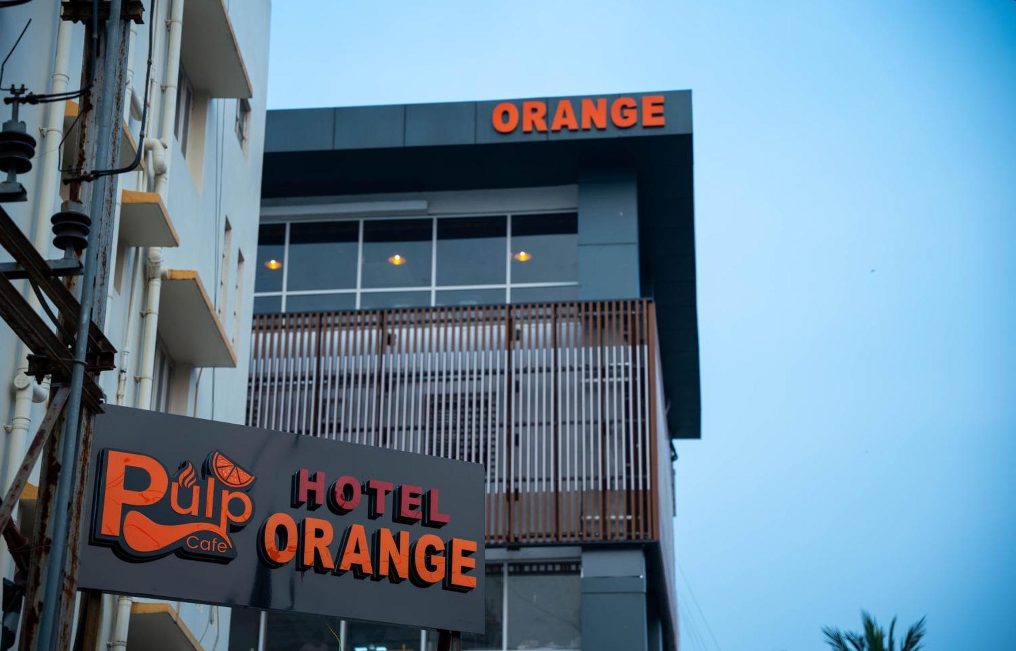 Hotel Orange Bhubaneswar Esterno foto