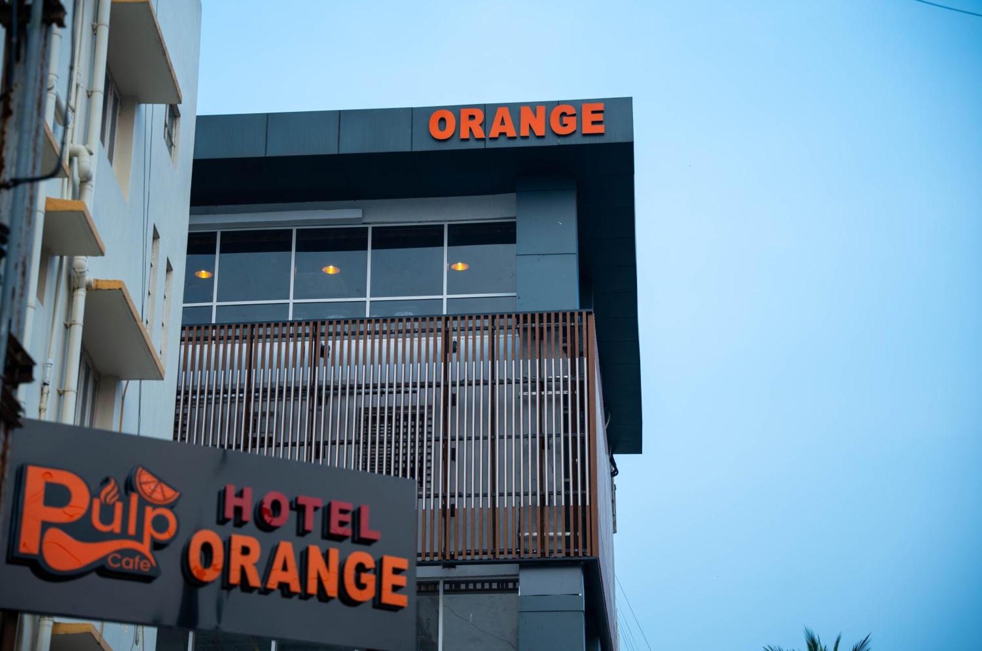 Hotel Orange Bhubaneswar Esterno foto