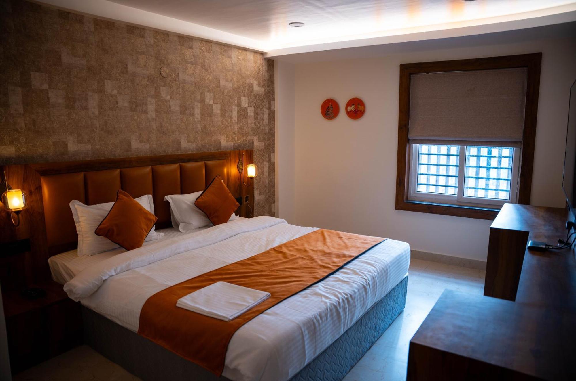 Hotel Orange Bhubaneswar Esterno foto