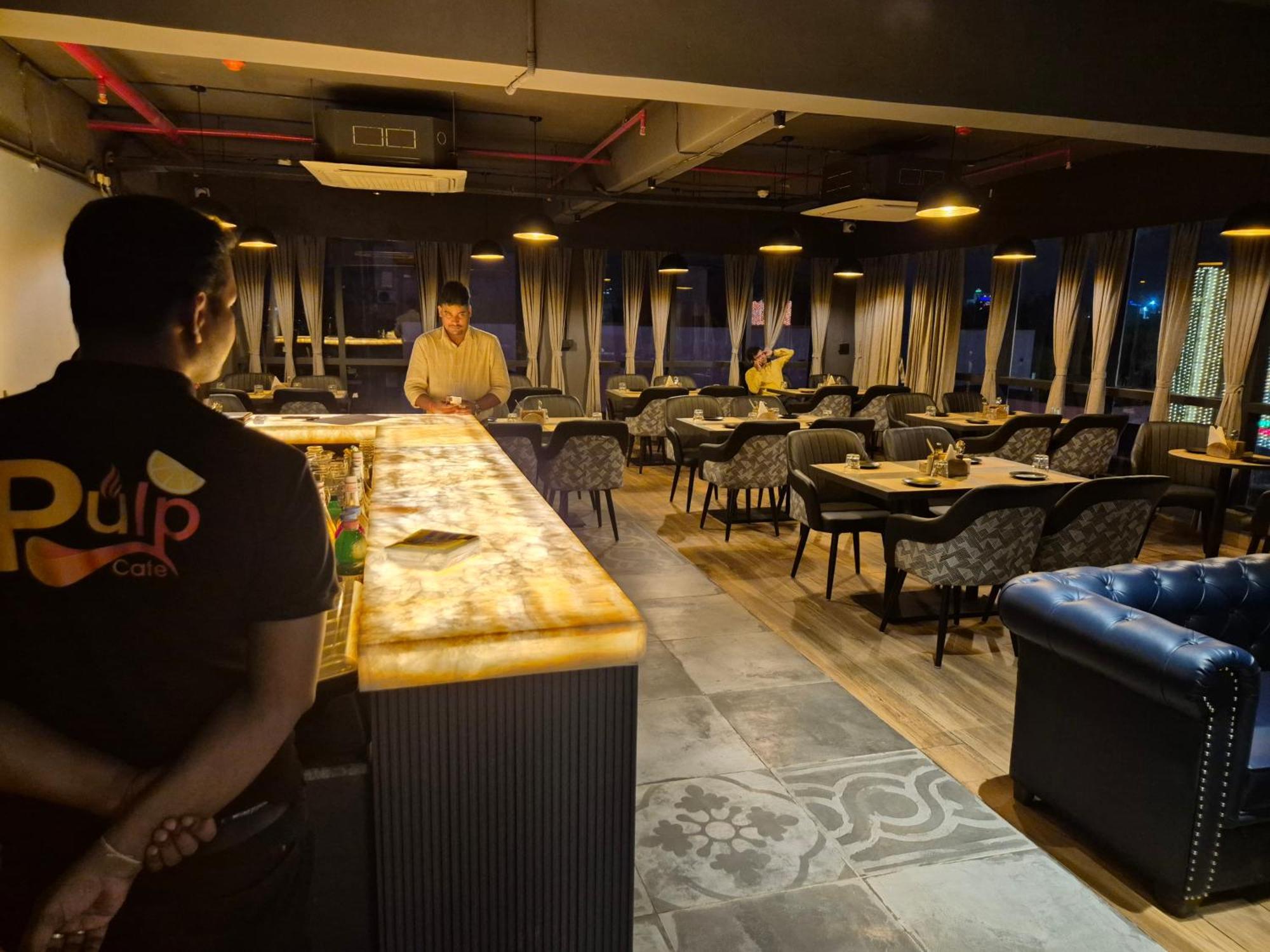 Hotel Orange Bhubaneswar Esterno foto